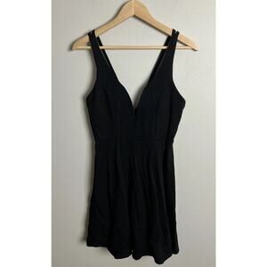 Lulus Black Sleeveless Deep V Mini Dress Elegant Cocktail Party Size M Women’s